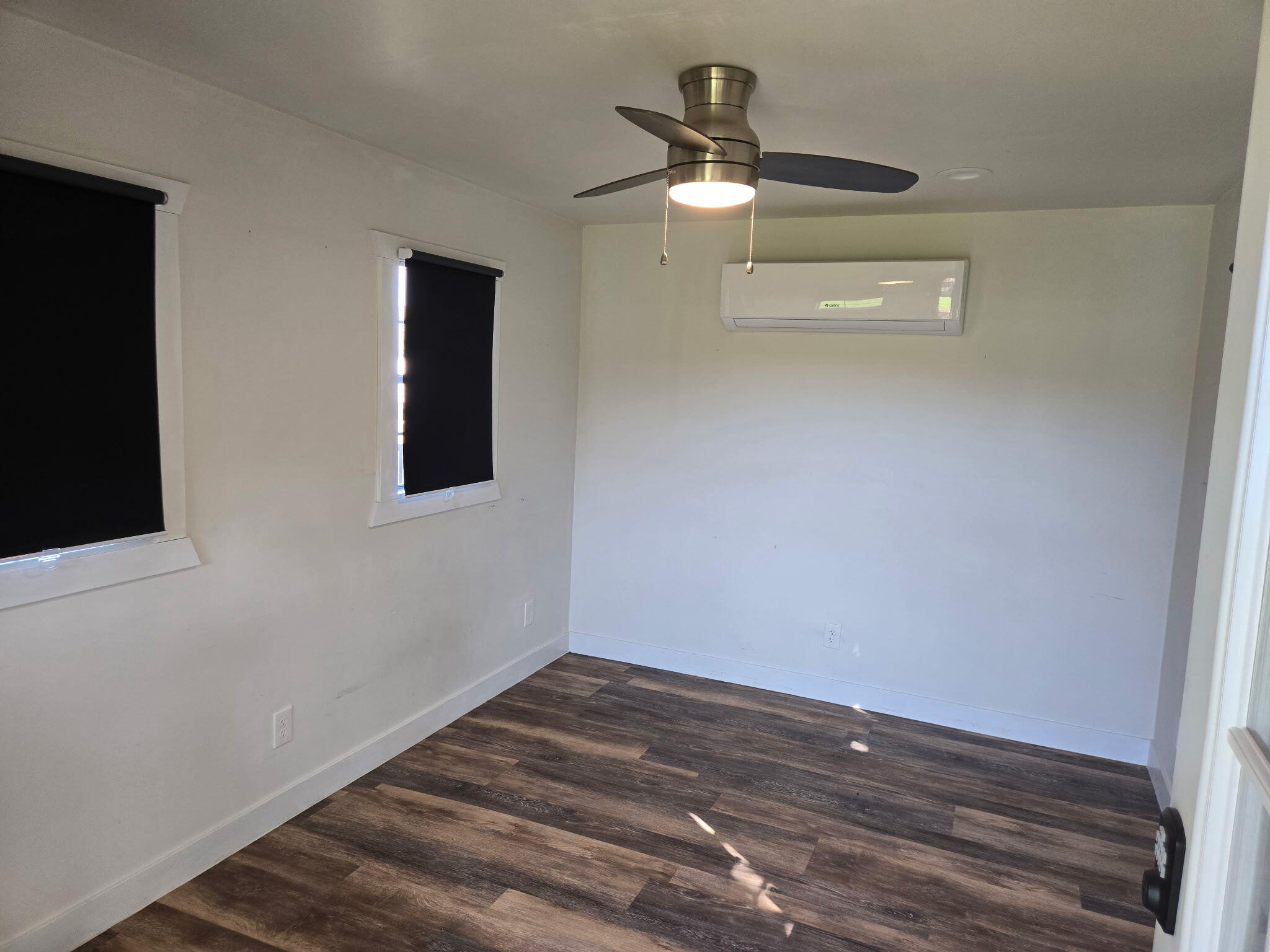 264 North 100 West Ivins, UT 84738 - Photo 13 of 34 Inside Studio