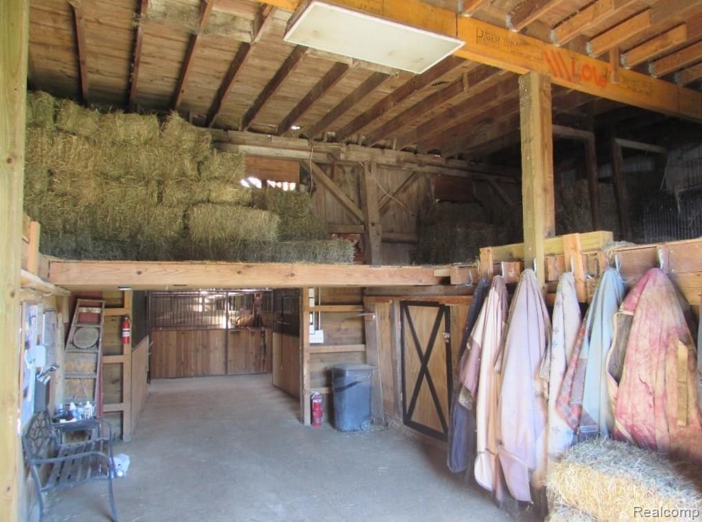 4305 South Genesee Road Grand Blanc, MI 48439 - Photo 26 of 59 Gallery Image 26