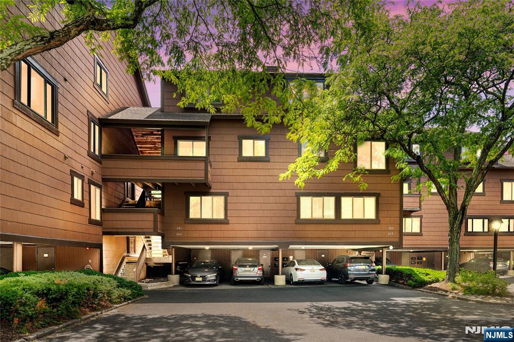 261 Sunset Key Secaucus, NJ 07094 - Photo 1 of 35