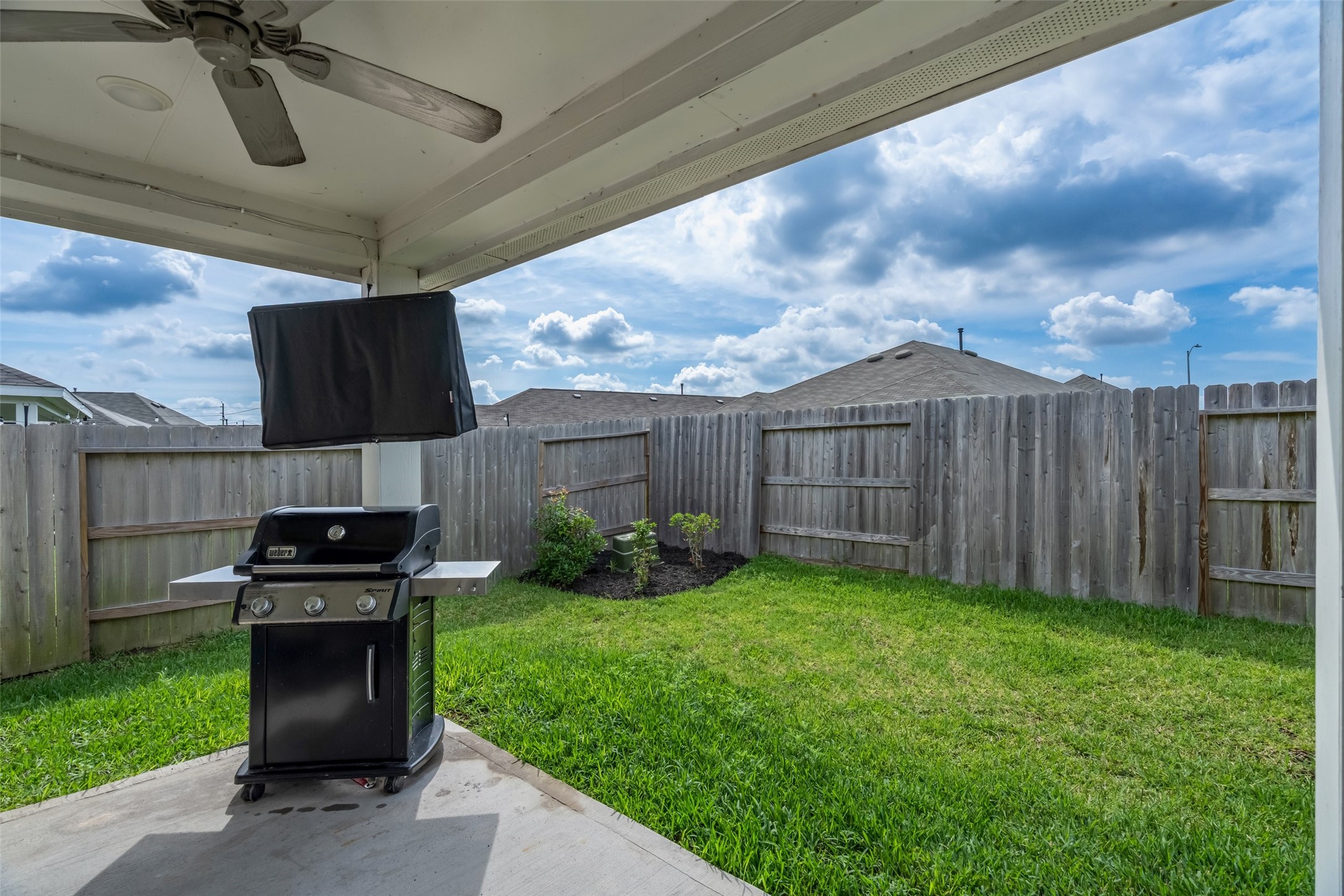 26175 Ethereal Road La Marque, TX 77568 - Photo 37 of 40