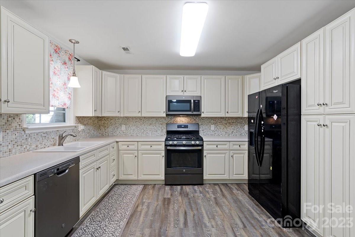 2167 Pacer Road Lancaster, SC 29720 - Photo 10 of 27 Gallery Image 10
