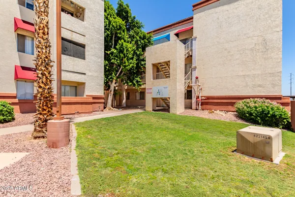 $129,900 | 12123 West Bell Road, Unit 138, Surprise, AZ 85378