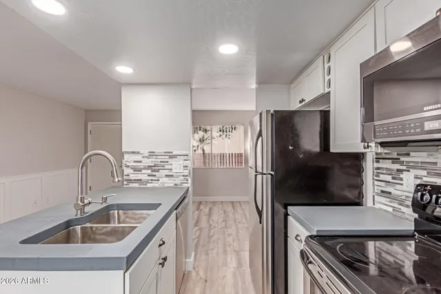 $129,900 | 12123 West Bell Road, Unit 138, Surprise, AZ 85378