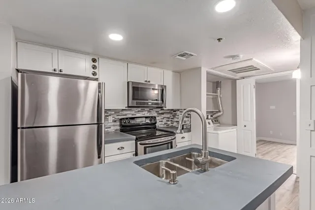 $129,900 | 12123 West Bell Road, Unit 138, Surprise, AZ 85378