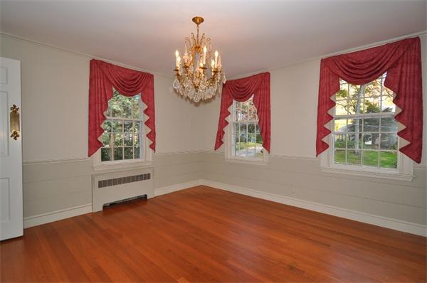 46 Old Colony Road Wellesley, MA 02481 - Photo 7 of 9