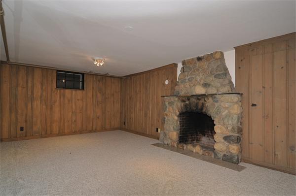 46 Old Colony Road Wellesley, MA 02481 - Photo 8 of 9