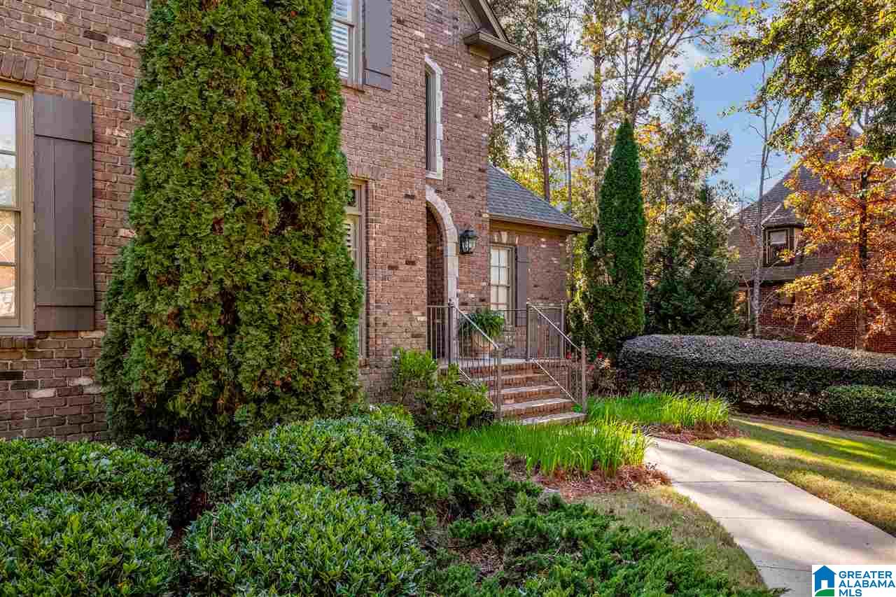 4045 Lambert Trail Birmingham, AL 35242 - Photo 3 of 50