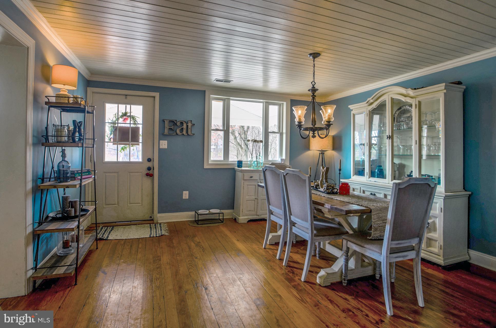 2574 Salem Bottom Road Westminster, MD 21157 - Photo 2 of 36 Dining room with original hardwood floors!