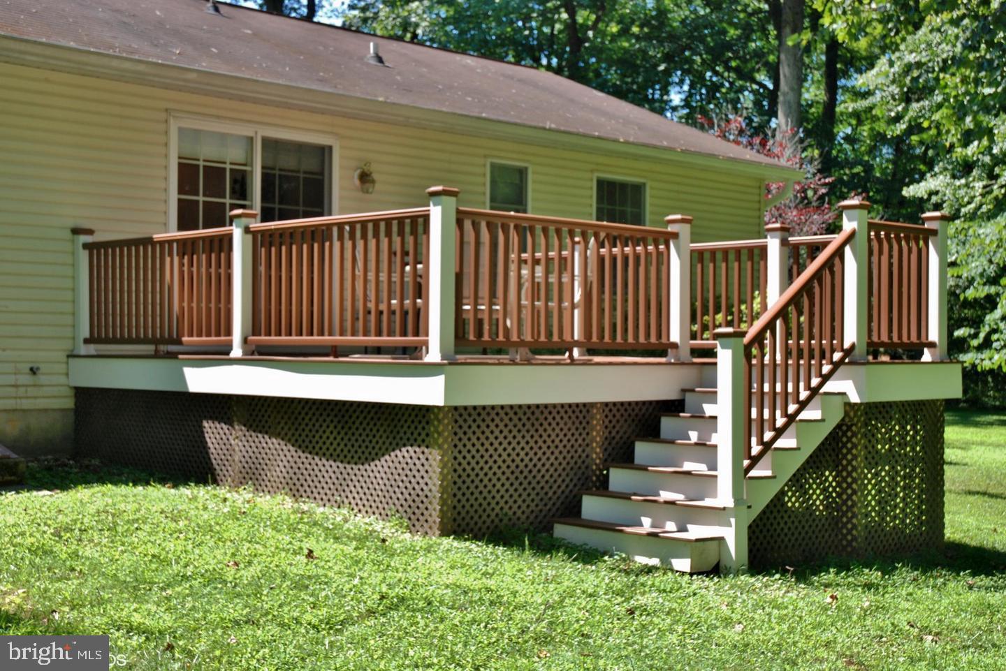 5028 Kemp Road Reisterstown, MD 21136 - Photo 24 of 26 New Trex Deck.