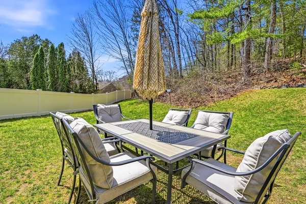 $379,900 | 18 Delray Gardens, Northbridge, MA 01588