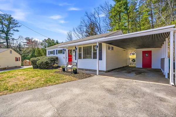 $379,900 | 18 Delray Gardens, Northbridge, MA 01588