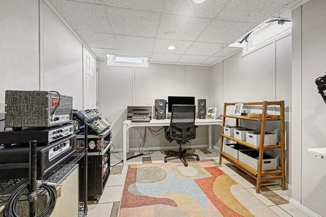 $480,000 | 1610 Argyle Crescent, Ann Arbor, MI 48103