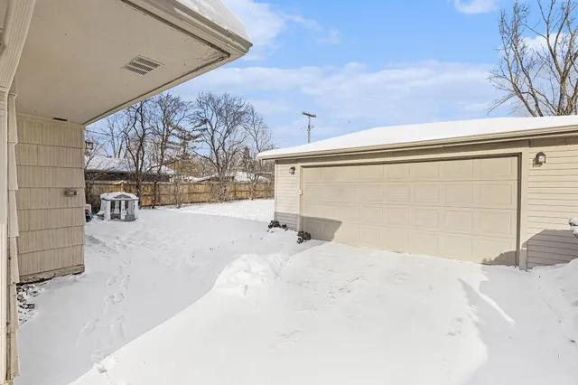 $480,000 | 1610 Argyle Crescent, Ann Arbor, MI 48103