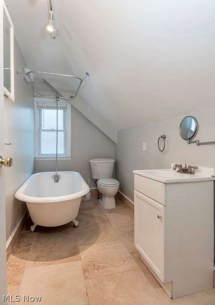 1735 Randall Road Cleveland, OH 44113 - Photo 10 of 25 Gallery Image 10