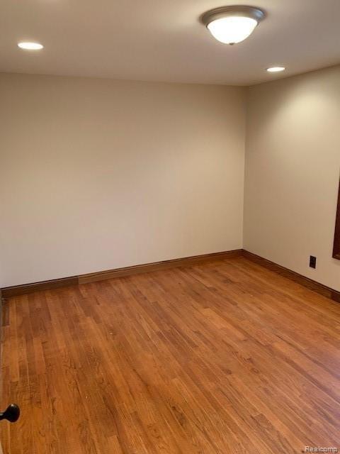 2907 Dearborn Avenue Rochester Hills, MI 48309 - Photo 47 of 55