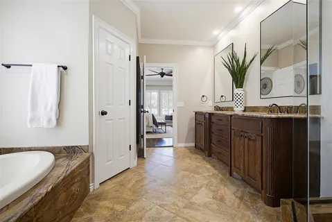$725,000 | 3912 Esquire Drive, Plano, TX 75023