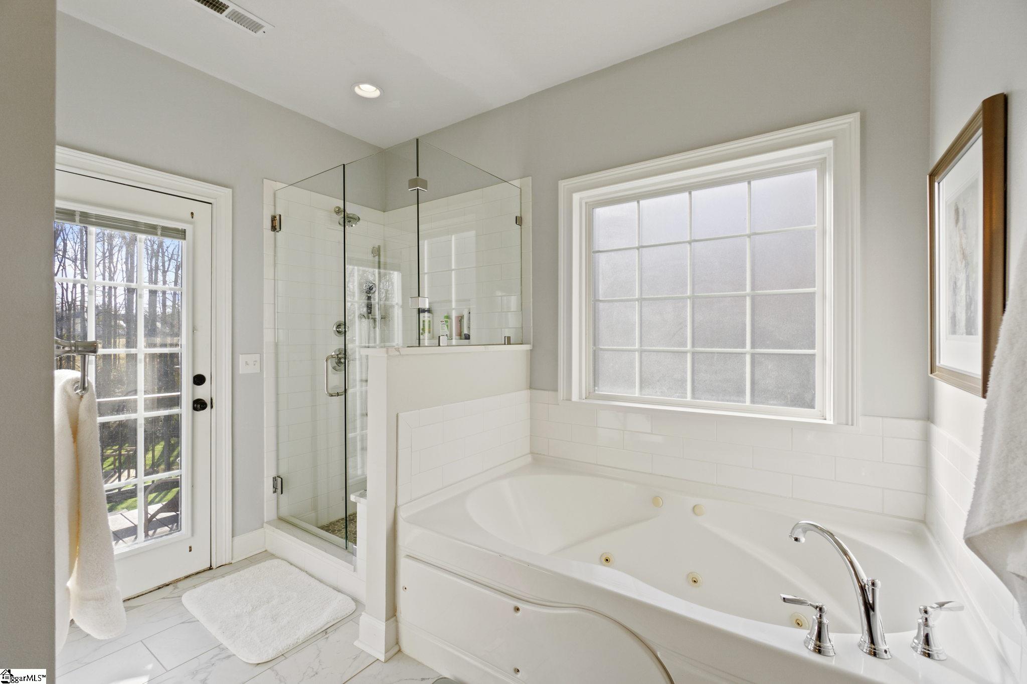 239 North Rutherford Road Greer, SC 29651 - Photo 12 of 33