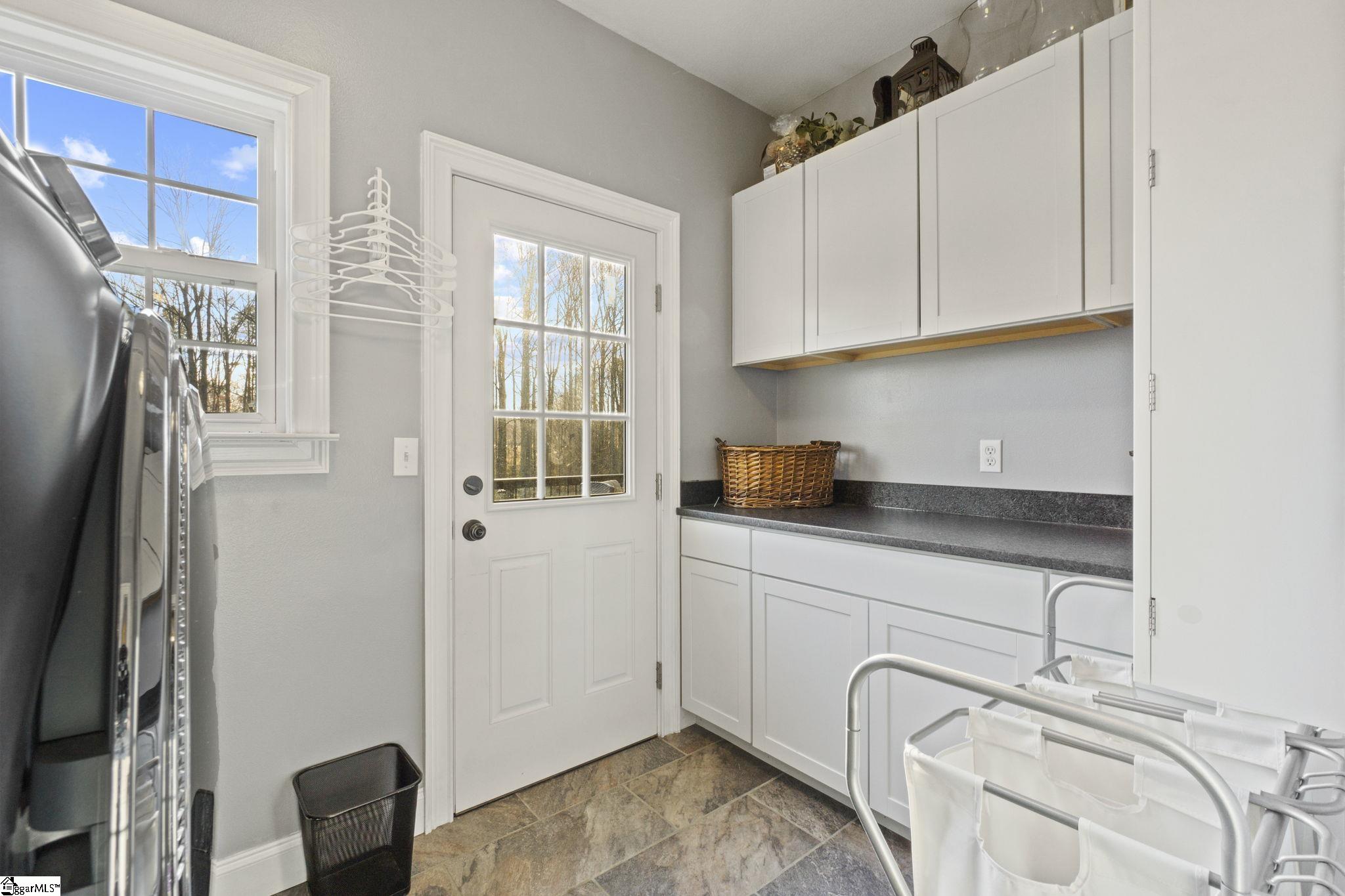 239 North Rutherford Road Greer, SC 29651 - Photo 13 of 33