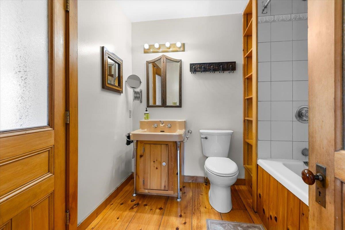 142 King Pond Road Woodbury, VT 05650 - Photo 14 of 60