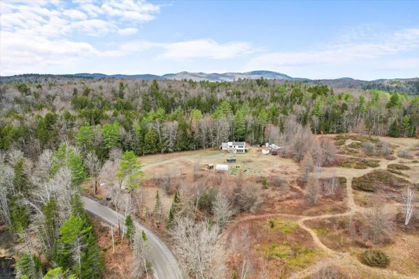 $650,000 | 142 King Pond Road, Woodbury, VT 05650