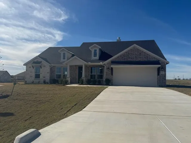 $484,900 | 107 Brandywine Trail, Rhome, TX 76078