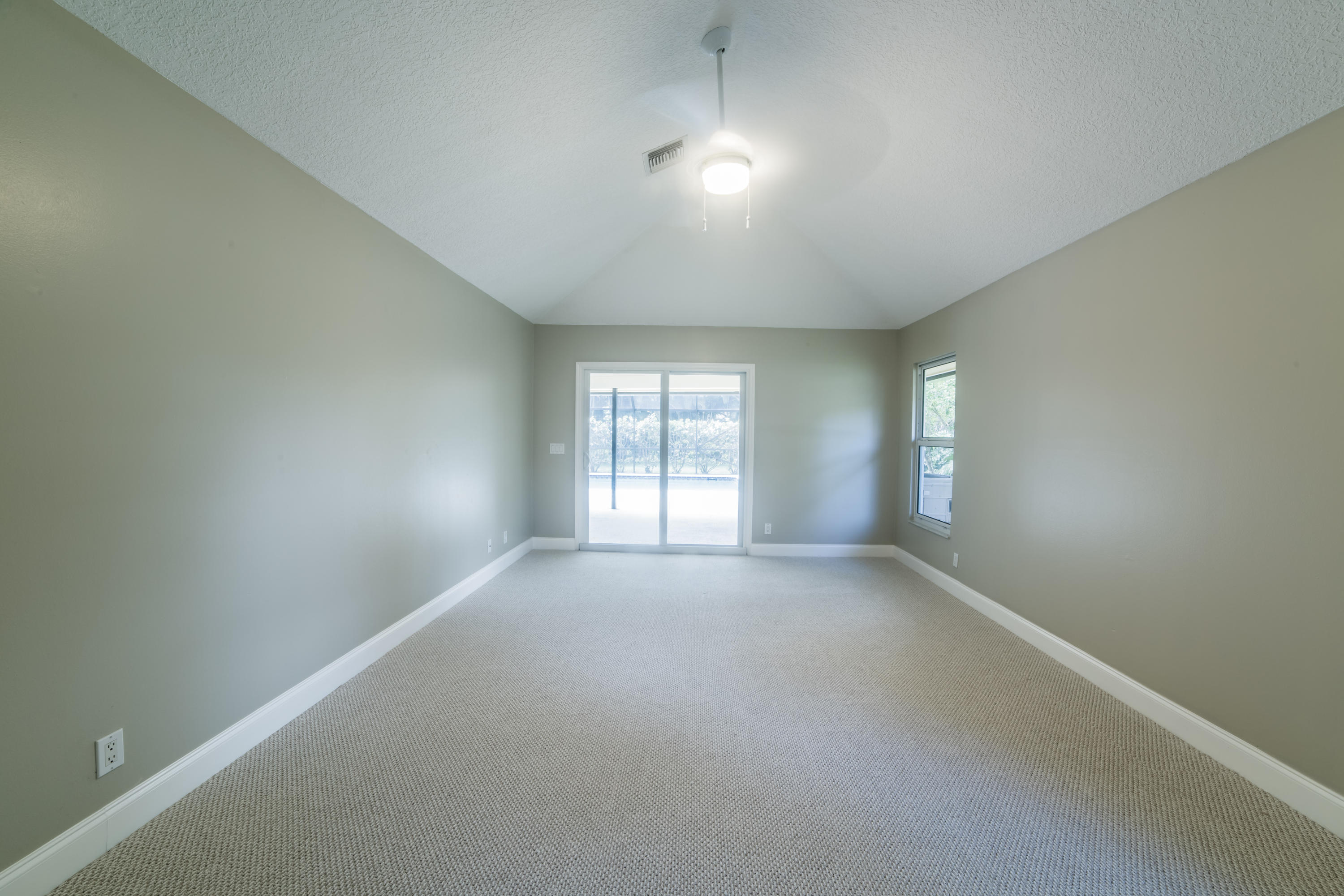 6230 Wood Lake Road Jupiter, FL 33458 - Photo 17 of 44 Master Bath 26 x 16.jpg