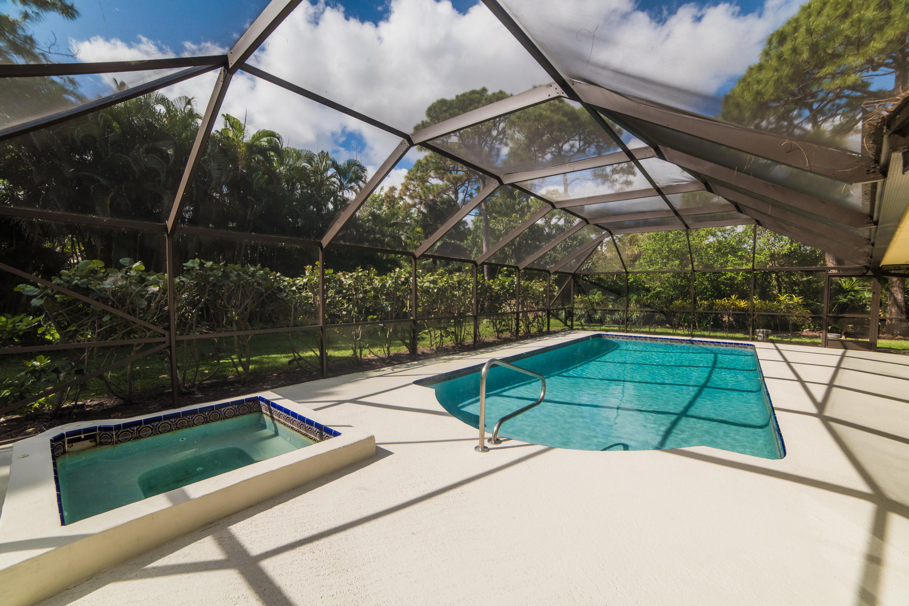 6230 Wood Lake Road Jupiter, FL 33458 - Photo 38 of 44 Pool3.jpg