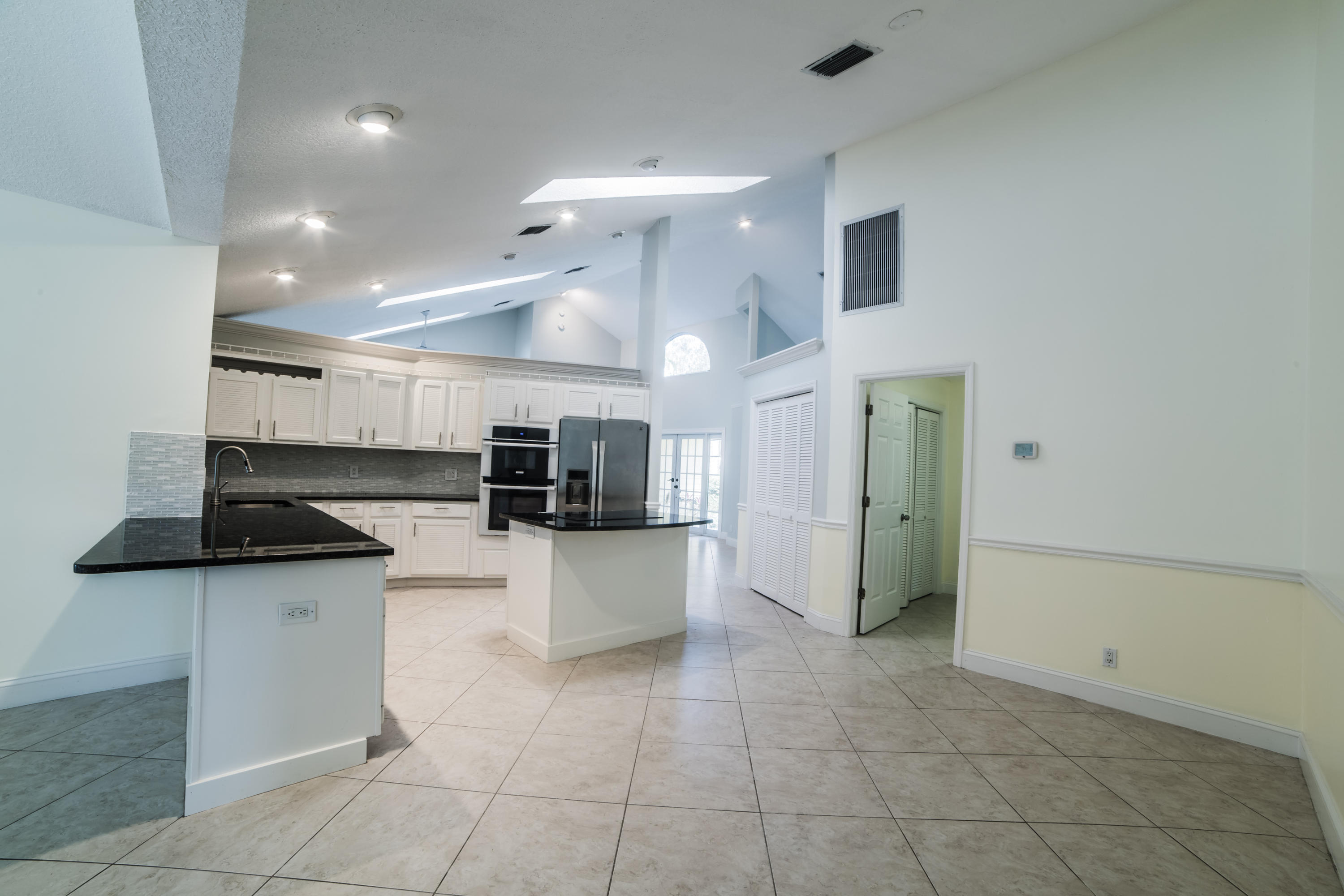 6230 Wood Lake Road Jupiter, FL 33458 - Photo 9 of 44 Open KItchen2.jpg