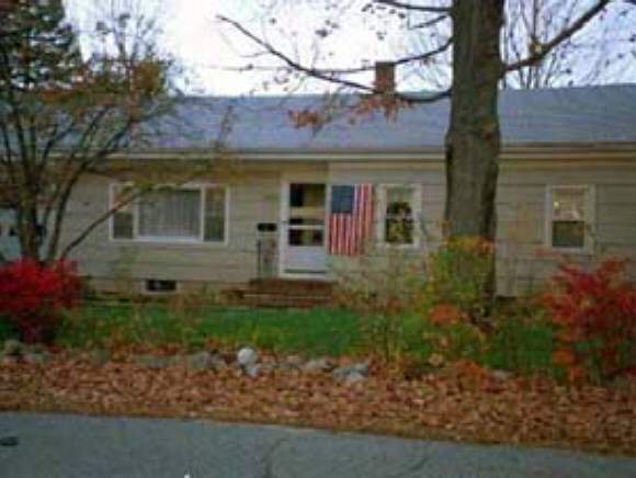 25 Richardson Street Rochester, NH 03867 - Photo 1 of 1