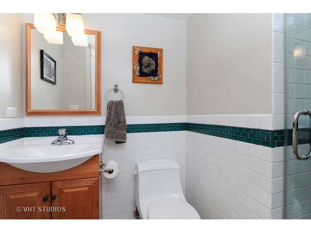 2428 West Thomas Street, Unit 2 Chicago, IL 60622 - Photo 9 of 10