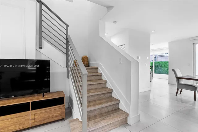 $6,500 | 10330 Northwest 68th Street, Doral, FL 33178