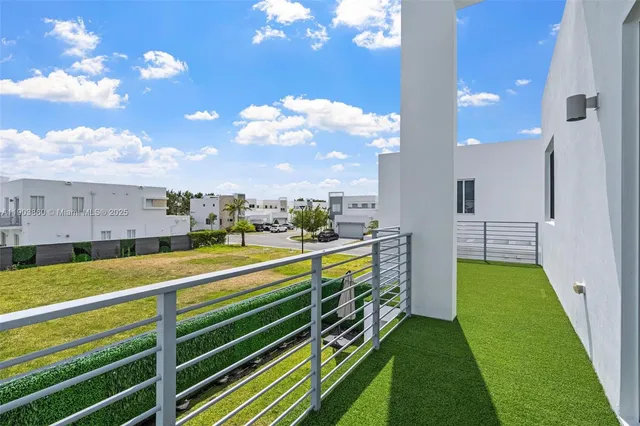 $6,500 | 10330 Northwest 68th Street, Doral, FL 33178