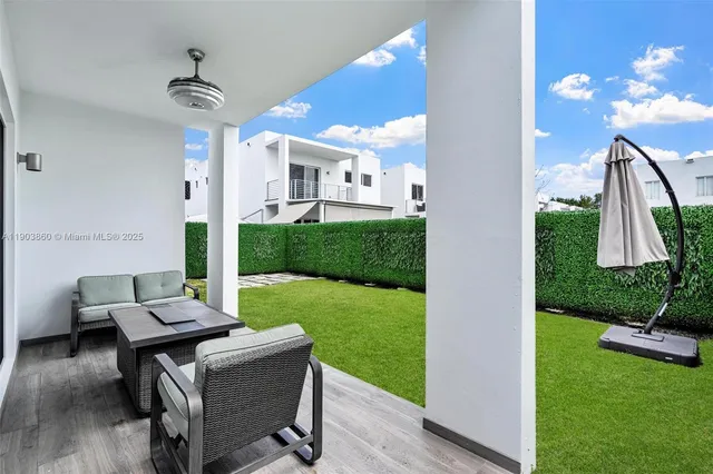 $6,500 | 10330 Northwest 68th Street, Doral, FL 33178