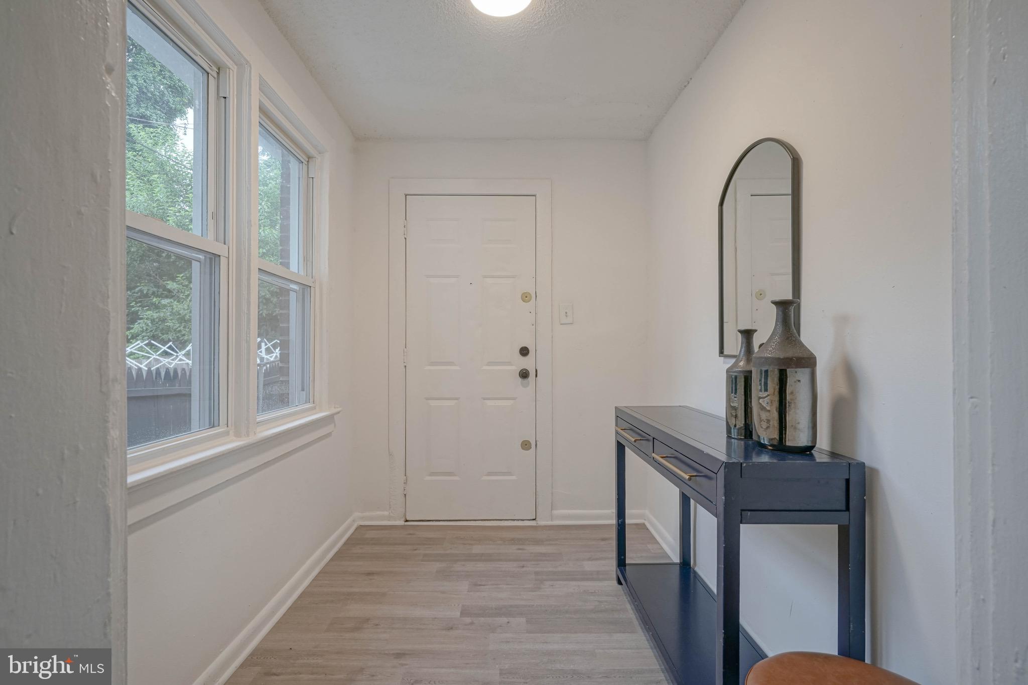 1069 Collings Road Camden, NJ 08104 - Photo 7 of 21