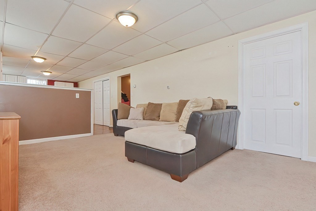 16 Trent Road Worcester, MA 01604 - Photo 20 of 32 Gallery Image 20