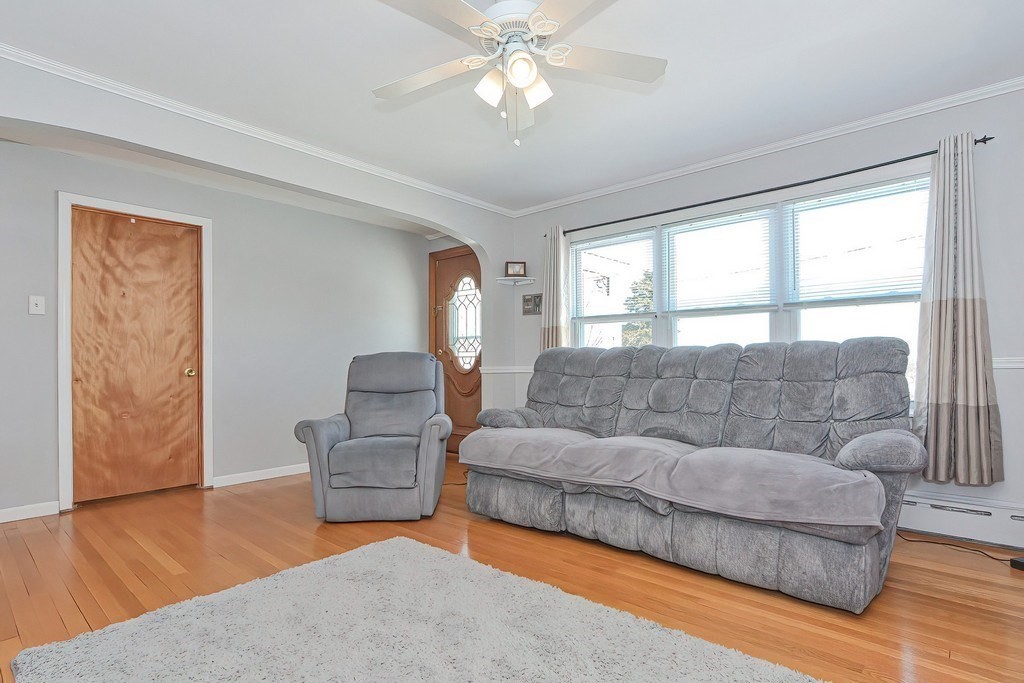 16 Trent Road Worcester, MA 01604 - Photo 7 of 32 Gallery Image 7