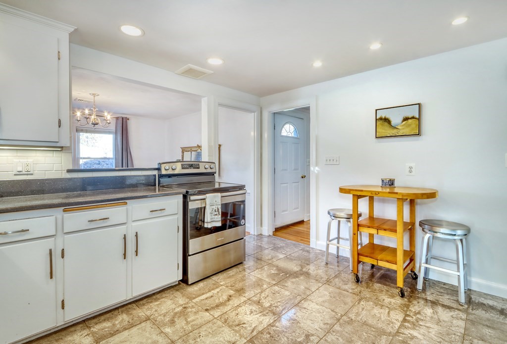 179 Spring Street Millis, MA 02054 - Photo 5 of 27 Gallery Image 5