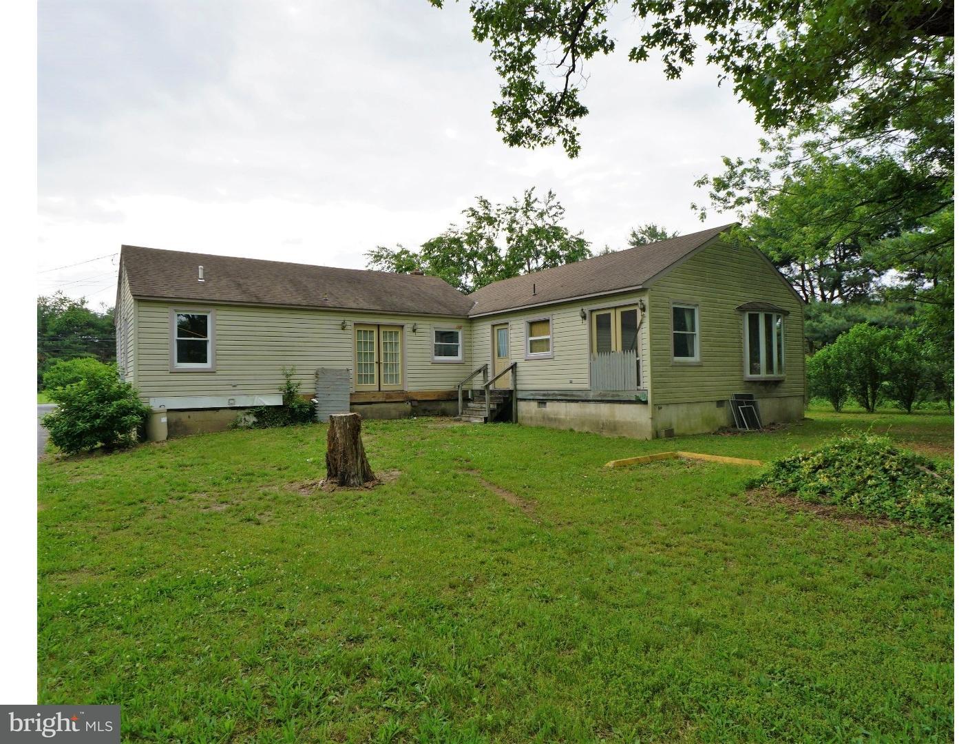 310 Fork Bridge Road Elmer, NJ 08318 - Photo 3 of 10