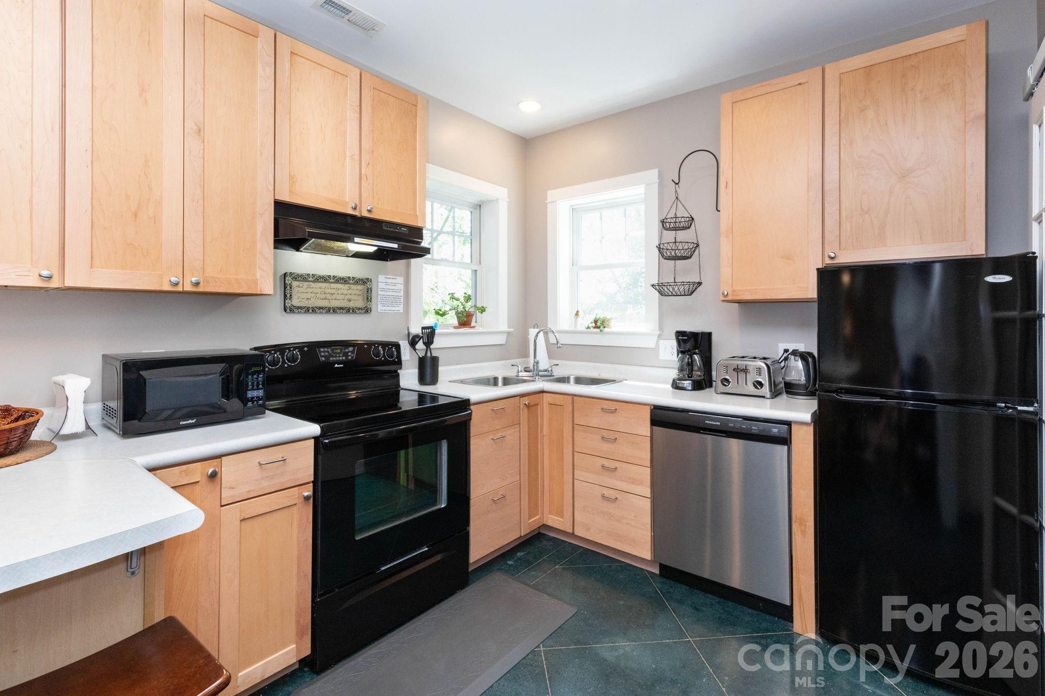 278 Brevard Road Asheville, NC 28806 - Photo 29 of 44 Gallery Image 29