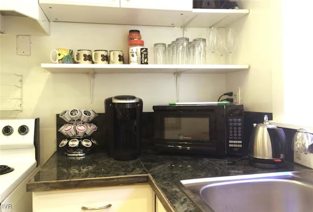 611 Nixon Avenue Reno, NV 89509 - Photo 27 of 40