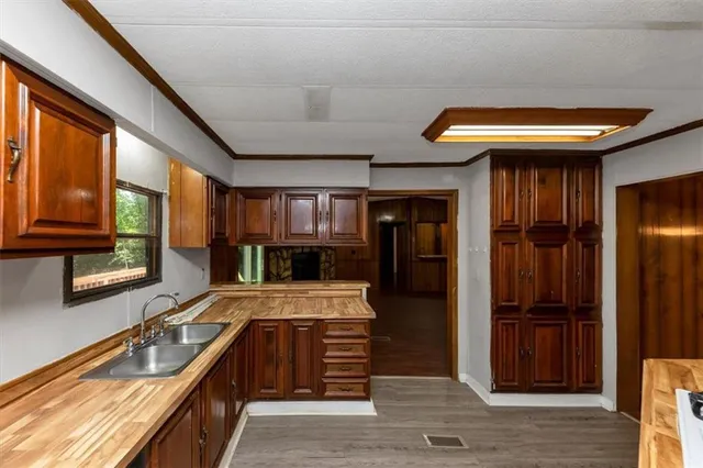 $125,000 | 2017 South Deshon Road, Lithonia, GA 30058