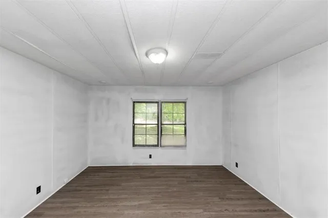 $125,000 | 2017 South Deshon Road, Lithonia, GA 30058