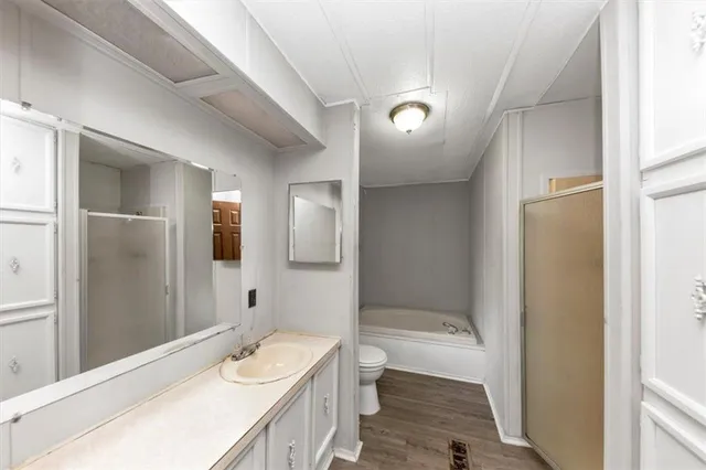 $125,000 | 2017 South Deshon Road, Lithonia, GA 30058