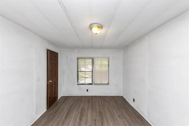 $125,000 | 2017 South Deshon Road, Lithonia, GA 30058