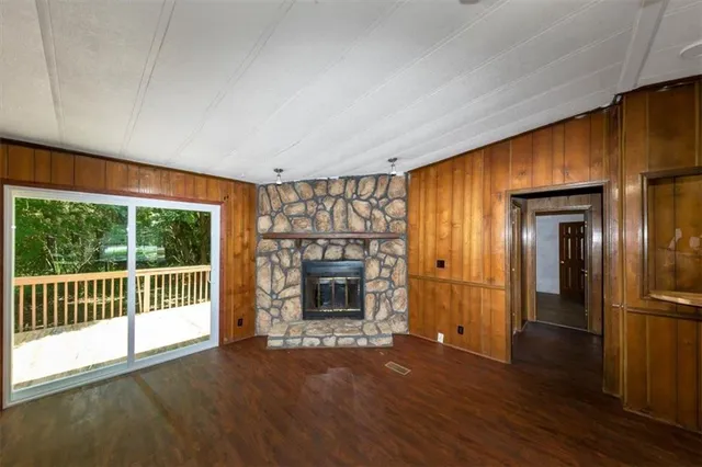 $125,000 | 2017 South Deshon Road, Lithonia, GA 30058