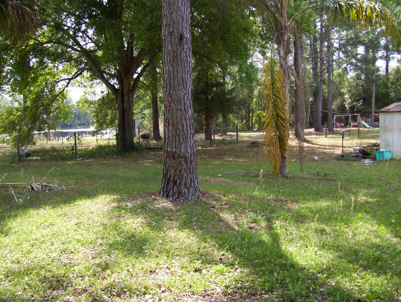 202 Jaffa Road Crescent City, FL 32112 - Photo 2 of 2 back
