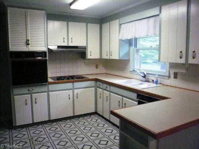 116 Oak Summit Road Winston-Salem, NC 27105 - Photo 2 of 9 Other. Freshly painted kitchen