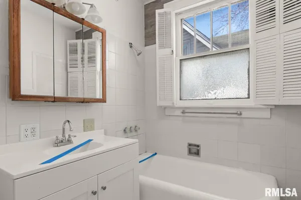 $1,650 | 1816 West Callender Avenue, Peoria, IL 61606