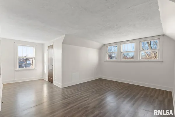 $1,650 | 1816 West Callender Avenue, Peoria, IL 61606