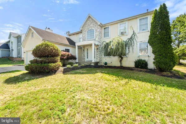 $450,000 | 4 Flagstone Drive, Sicklerville, NJ 08081